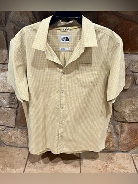 North Face Yellow & Gray 100% Cotton Plaid Check Button Up Shirt Men's XL S/S